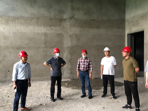 黃山學(xué)院校領(lǐng)導(dǎo)深入實習(xí)實訓(xùn)中心工地檢查指導(dǎo)工作并開展業(yè)務(wù)培訓(xùn)